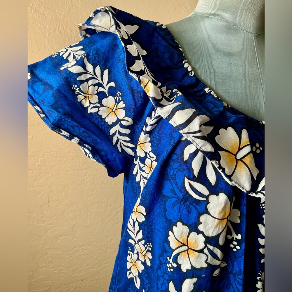 Hawaiian Mumu Maxi Dress - Picture 2 of 7